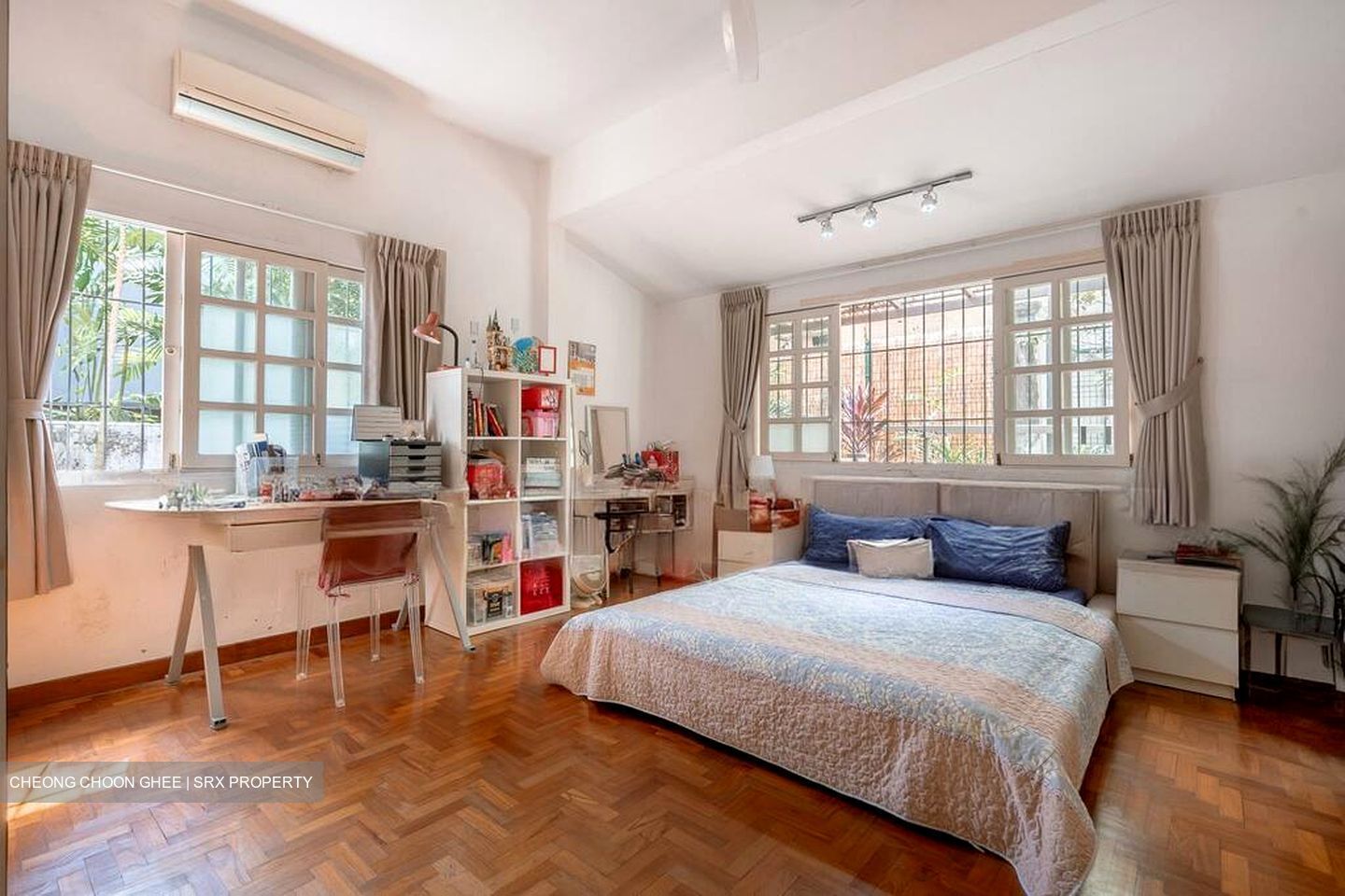 Coronation Road (D10), Detached #576933621